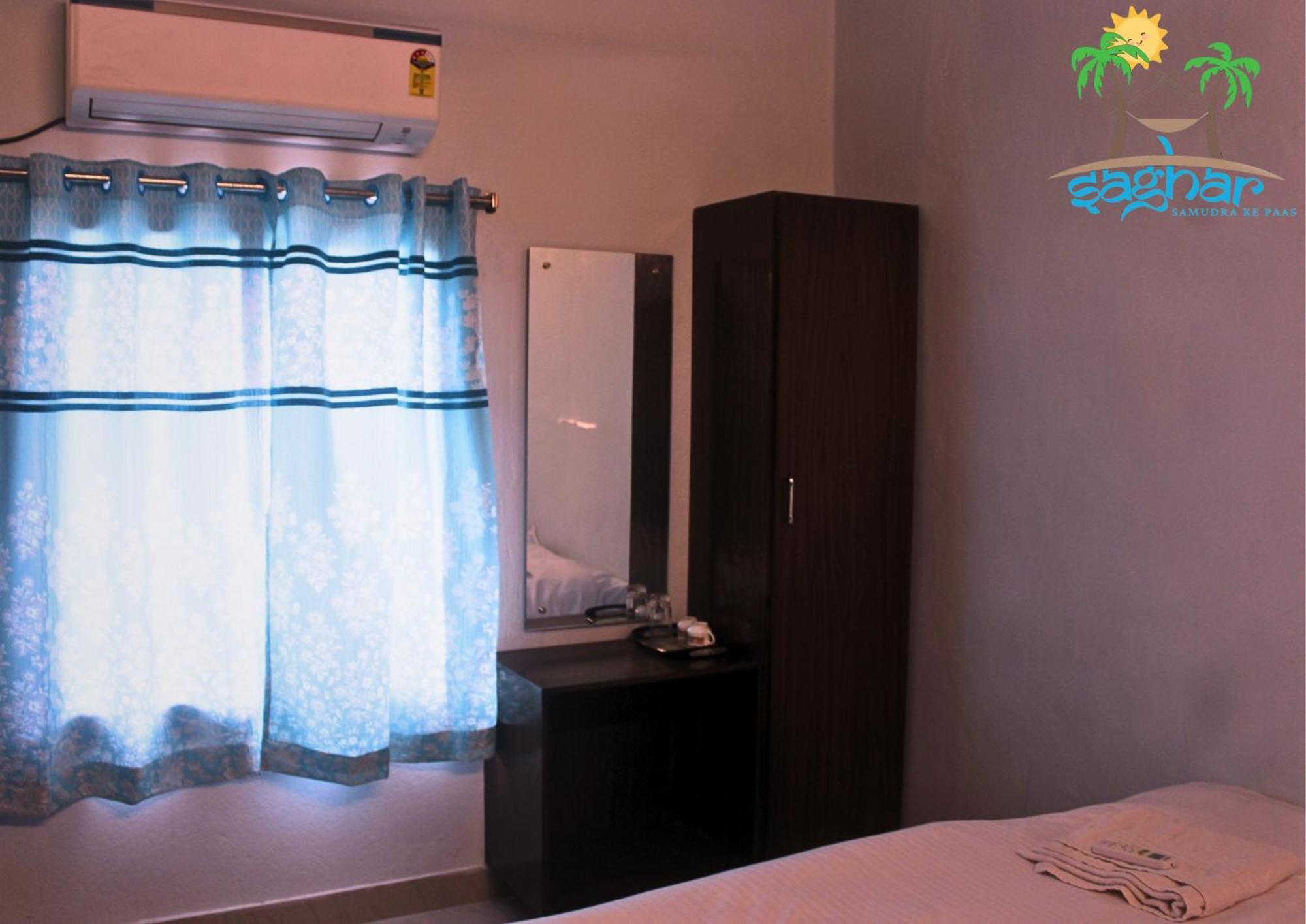 Saghar House Hotell Visakhapatnam Exteriör bild